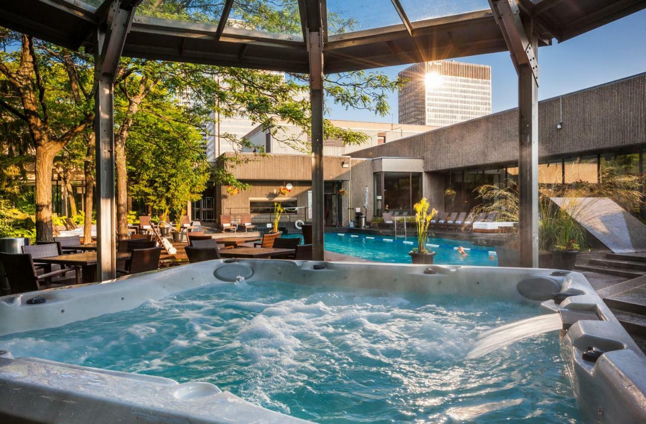 Hotel Bonaventure Montreal Exterior foto